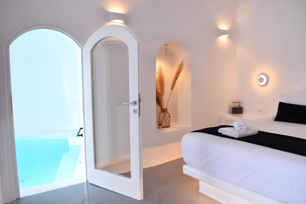 Oinos Luxury Suites Caldera 伊亚 外观 照片