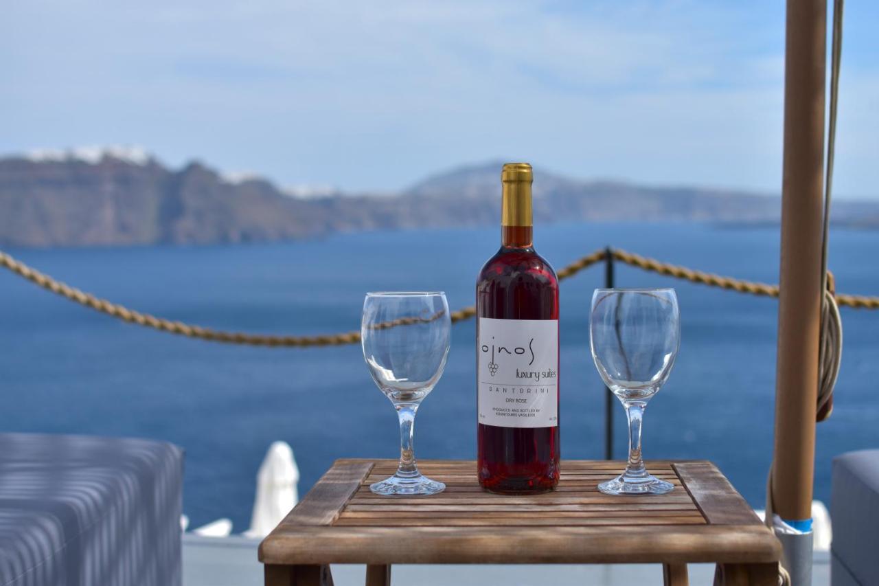 Oinos Luxury Suites Caldera 伊亚 外观 照片