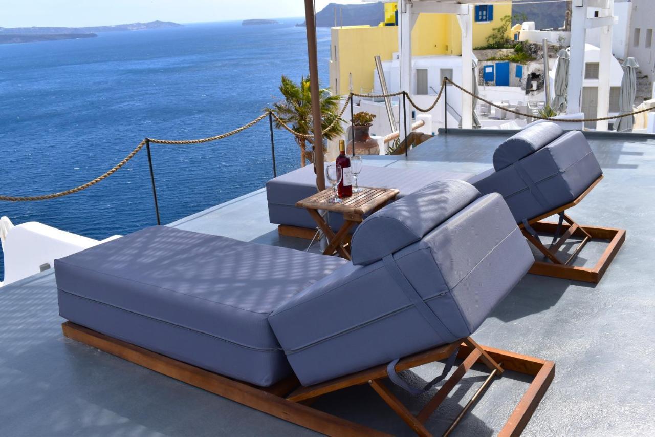 Oinos Luxury Suites Caldera 伊亚 外观 照片